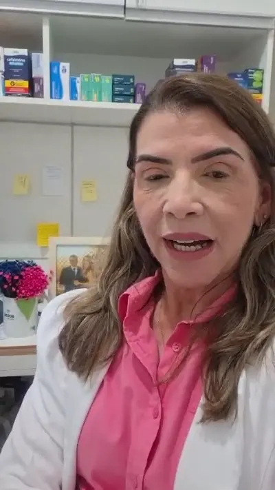 Adna, proprietária da Farmácia e Drogaria MD, em Vila Velha (ES)